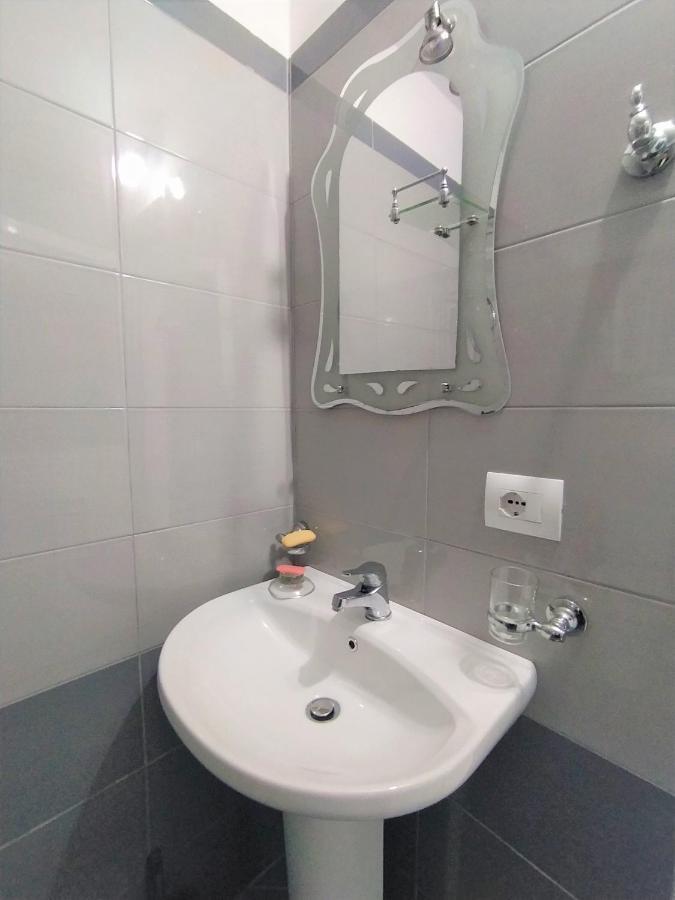 Ahmeti Rooms Ksamil Esterno foto