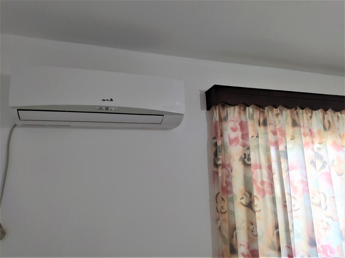 Ahmeti Rooms Ksamil Esterno foto