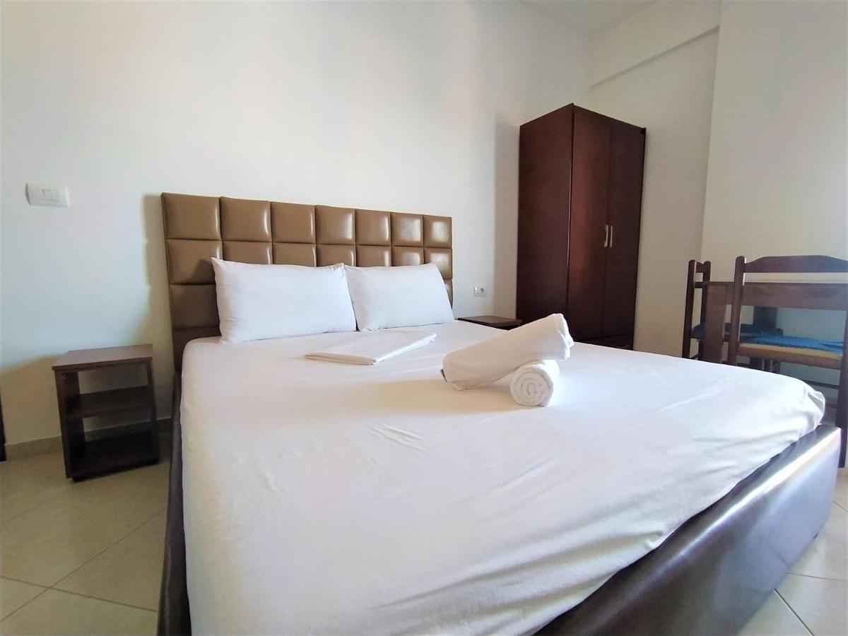Ahmeti Rooms Ksamil Esterno foto