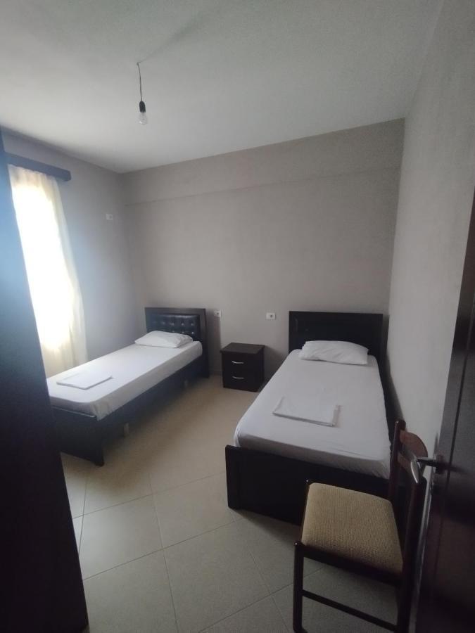 Ahmeti Rooms Ksamil Esterno foto